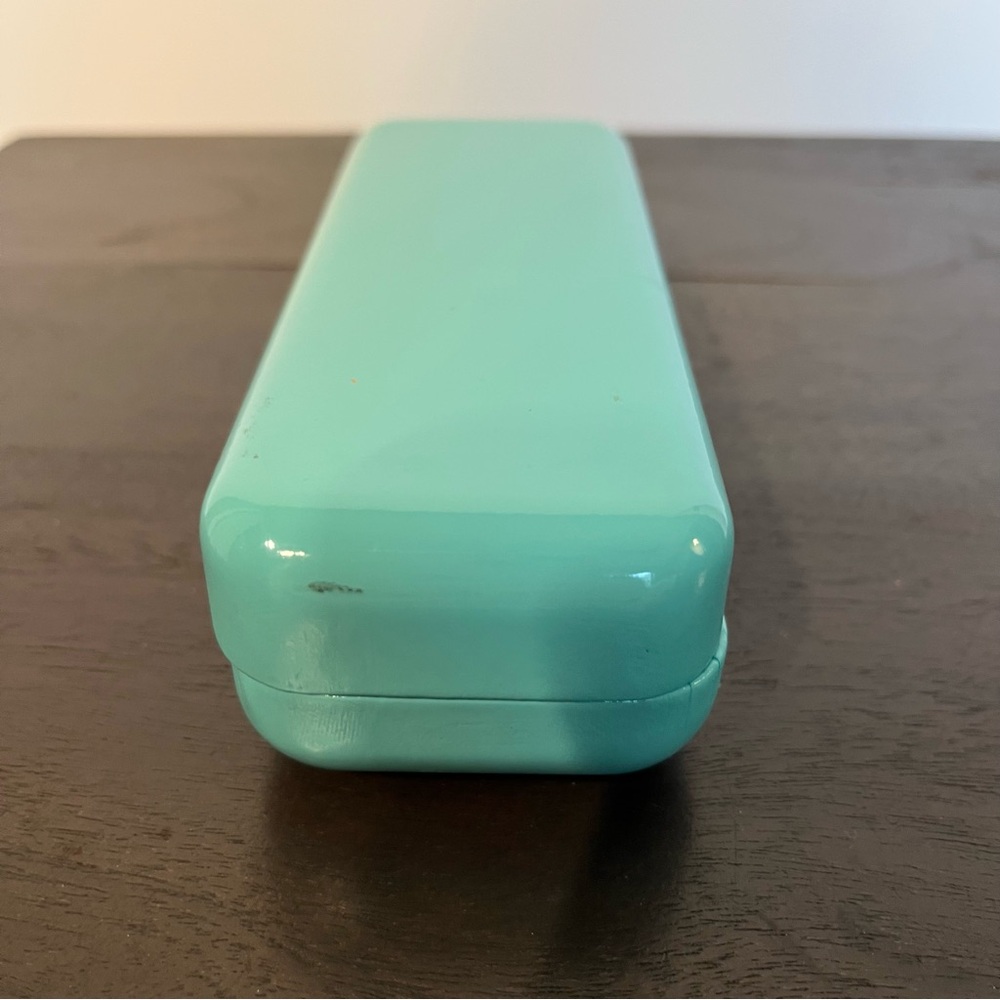 Tiffany & Co blue glasses hard case felt lining. - Picture 5 of 5